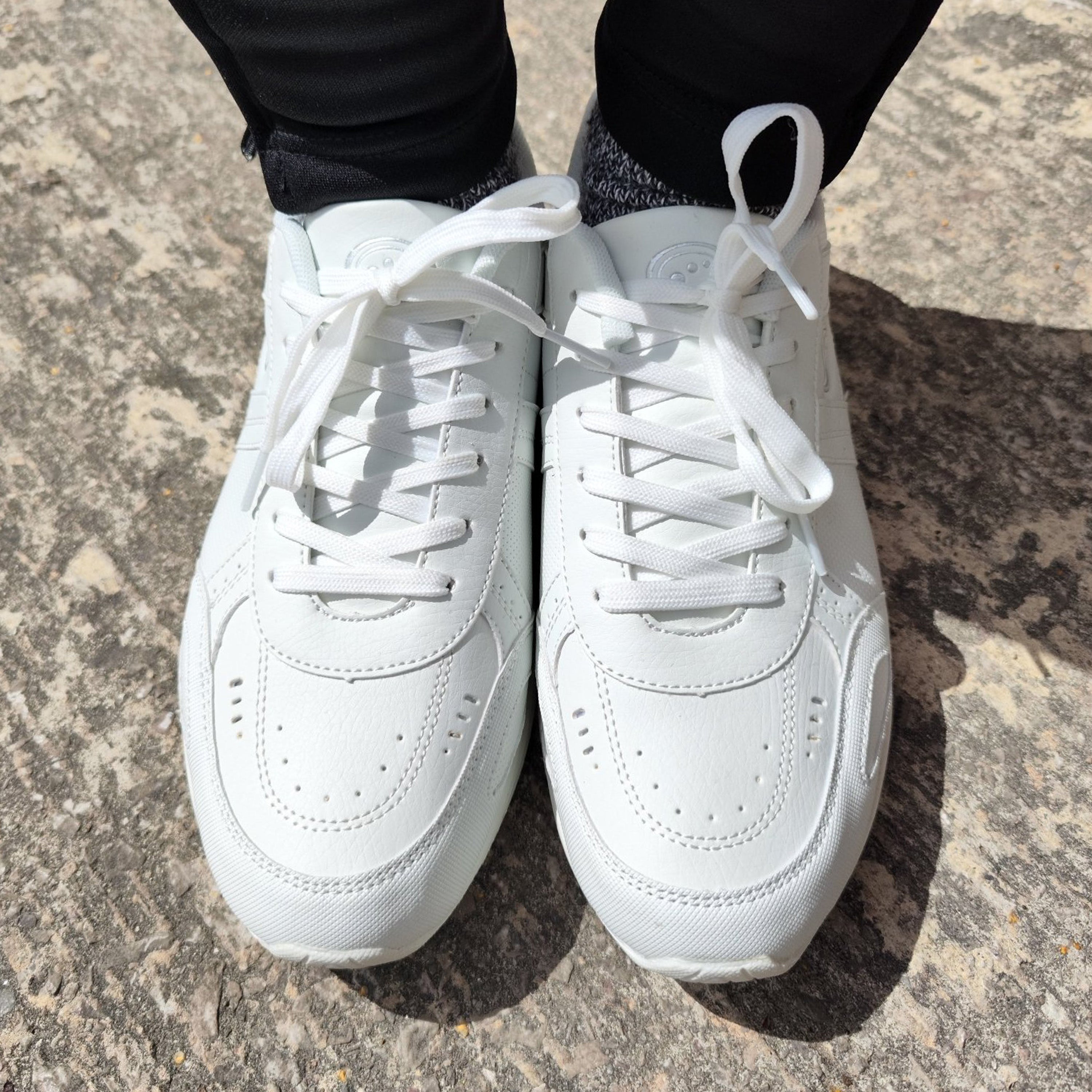 Optimum x17 Lace-Up School Trainers (Junior) - Optimum