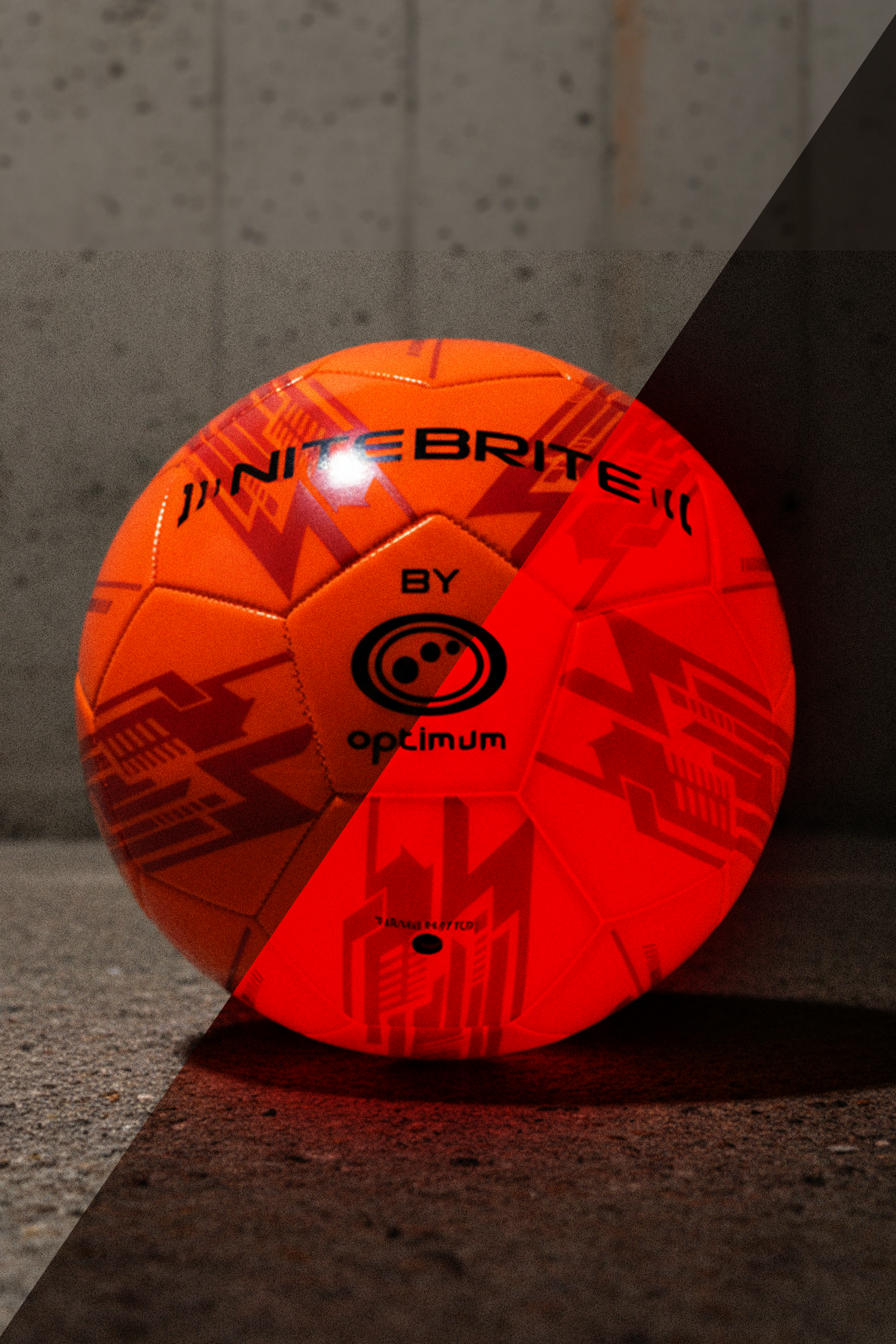Optimum LED Light-Up Football Ball Size 5 – Glow in The Dark Soccer | Motion Activated with Auto-Off | Durable Water-Resistant Night Play | Pump & Spare Batteries Included | UK Brand - Optimum