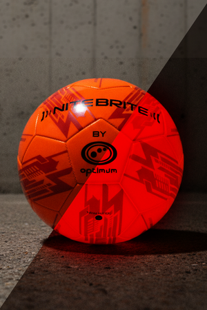 Optimum LED Light-Up Football Ball Size 5 – Glow in The Dark Soccer | Motion Activated with Auto-Off | Durable Water-Resistant Night Play | Pump & Spare Batteries Included | UK Brand - Optimum