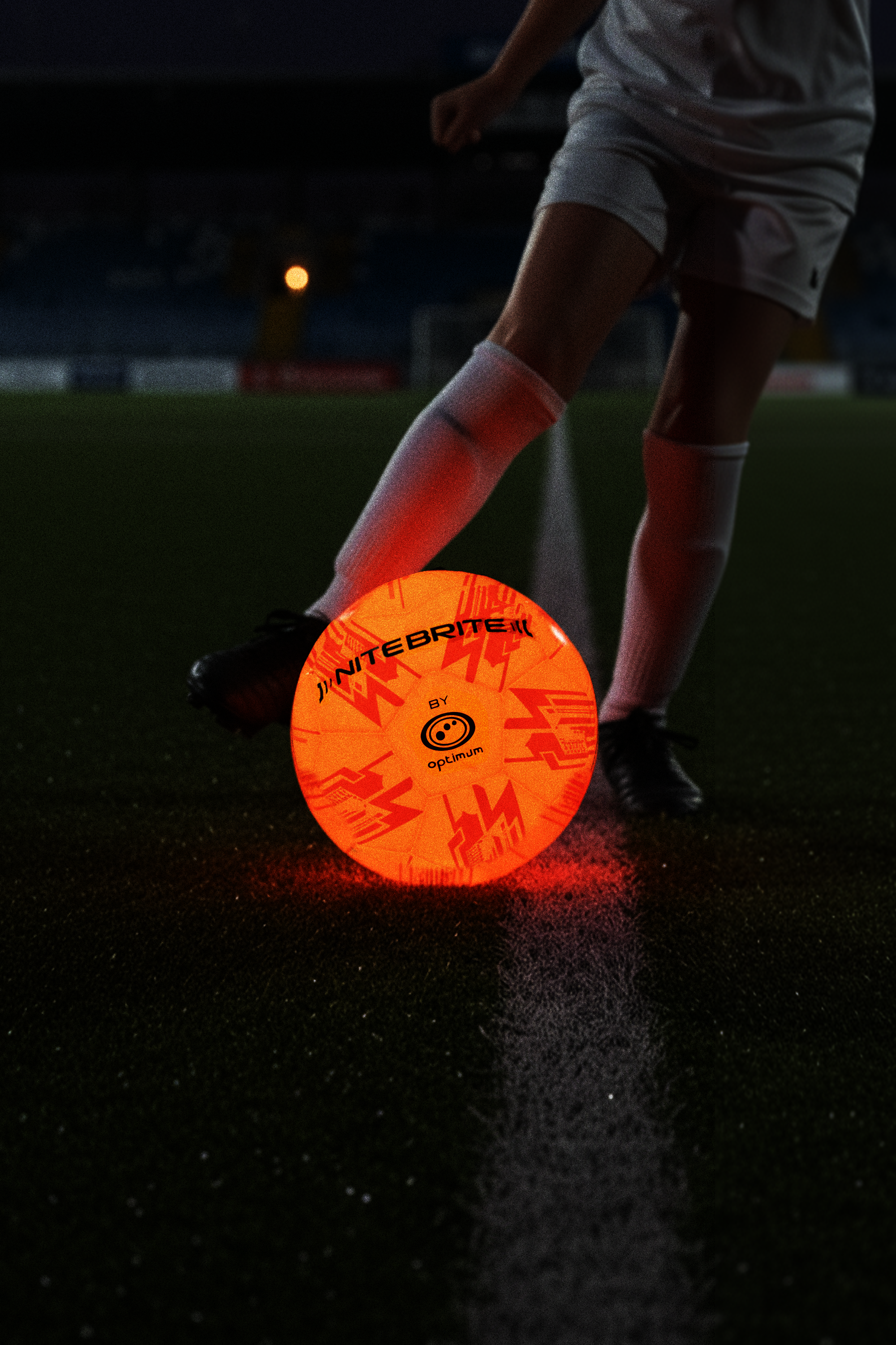 Optimum LED Light-Up Football Ball Size 5 – Glow in The Dark Soccer | Motion Activated with Auto-Off | Durable Water-Resistant Night Play | Pump & Spare Batteries Included | UK Brand