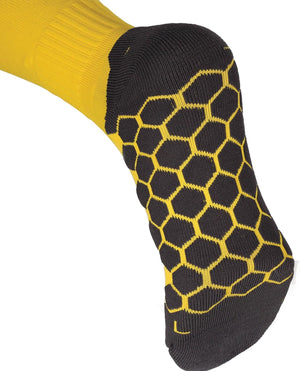 Close-up of yellow Classico sock black and yellow hexagonal grip footbed - Optimum