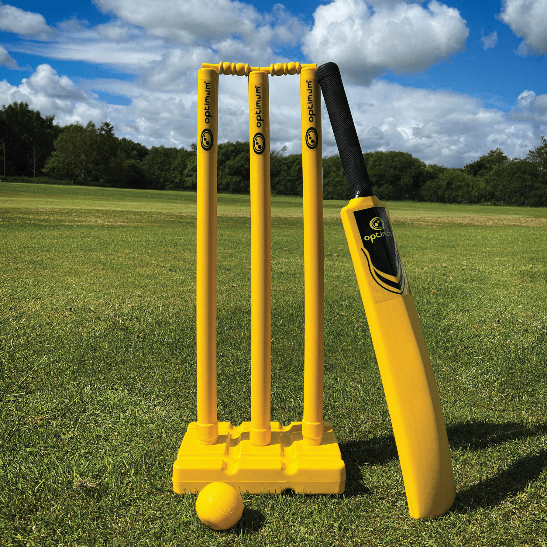 Plastic Cricket Set – Bat, Ball, Stumps & Carry Bag - Optimum